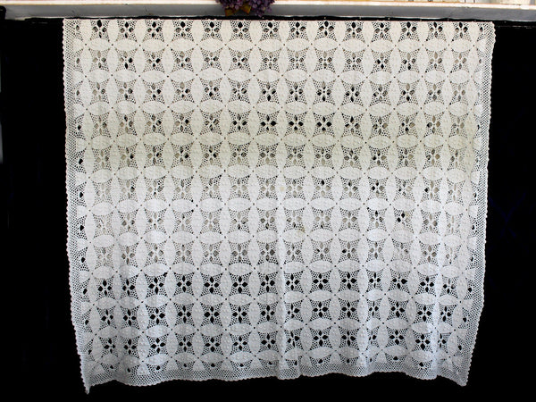 Crocheted Table Cloth, Large Handmade Tablecloth, Medium Weight Yarn, Off White, Hand Crochet, 3D Raised Knots 17938 - The Vintage TeacupVINTAGE TABLECLOTHS