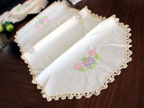 Embroidered Ecru Table Runner - Linen with Floral Motif and Crochet Edging 13203 - The Vintage TeacupTable Runners
