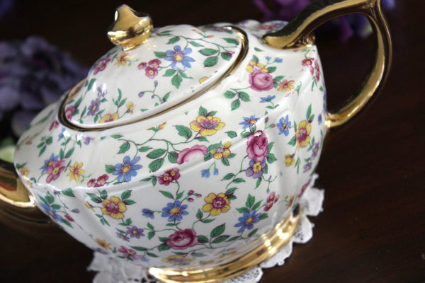 Sadler Chintz Teapot, Wildflowers, 4 Cup, Transferware Tea Pot 17822 - The Vintage TeacupTeapots
