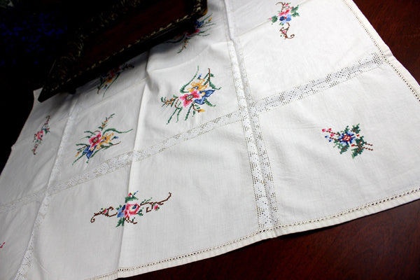 Small Vintage Tablecloth, Cross Stitched Linen Table Cloth, 12367 - The Vintage TeacupTablecloth
