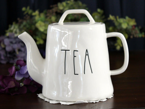 Timeless Teapots~
