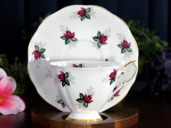 Royal Standard Teacup, Rosebud Chintz Cup and Saucer , English Bone China -K24