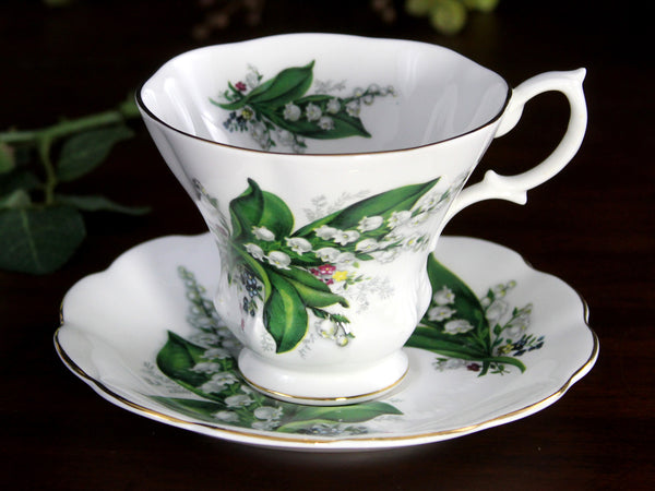 Lily of The Valley Teacup, Royal Albert Tea Cup and Saucer, English Bone China -K24