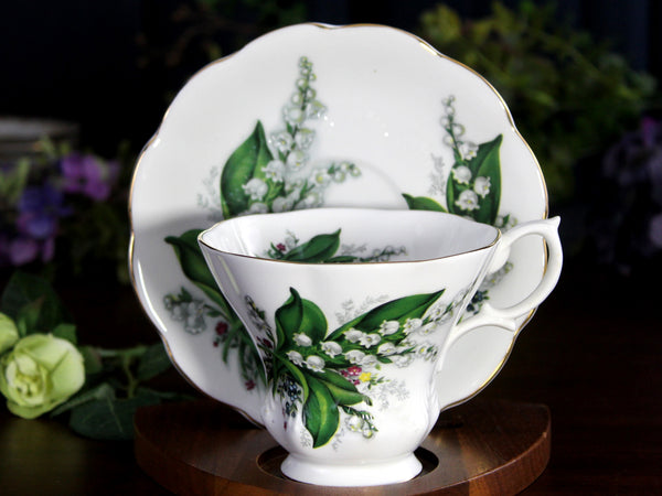 Lily of The Valley Teacup, Royal Albert Tea Cup and Saucer, English Bone China -K24