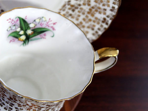 Queen Anne Tea Cup, Lily of The Valley, Gilt Chintz Teacup & Saucer K-24