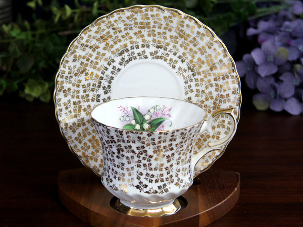 Queen Anne Tea Cup, Lily of The Valley, Gilt Chintz Teacup & Saucer K-24