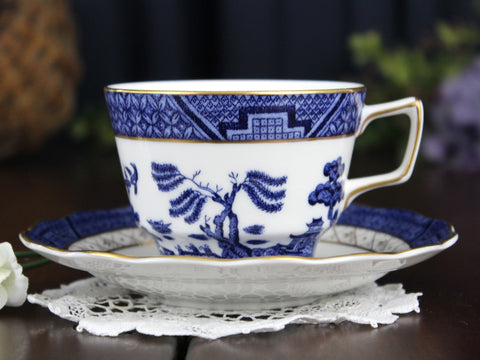 Demi Tasse Cups And Saucers - 6 For Sale on 1stDibs