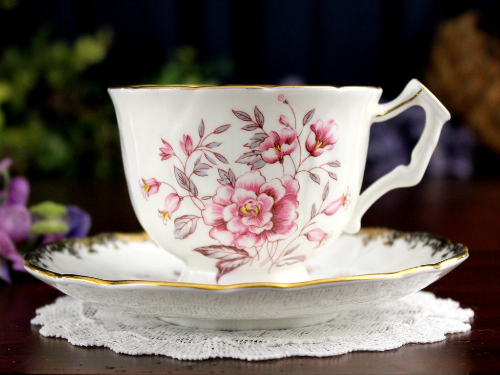 Aynsley Tea Cup, Teacup and Saucer, Crocus Shaped, English Bone China – The  Vintage Teacup