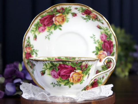 Old Country Roses Teacup, Royal Albert Avon Shaped Tea Cup and Saucer 18434