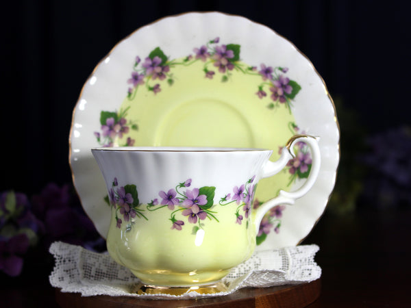 Royal Albert Bone China, Cup & Saucer, Gradient Yellow, Violets 18437