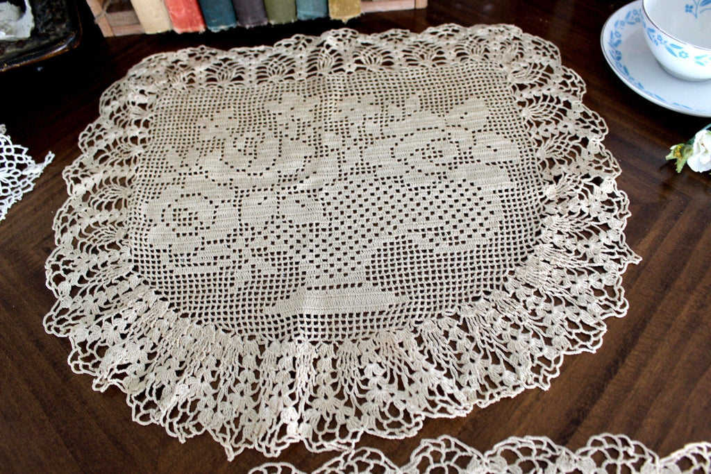 3 Vintage Crochet Books Edgings Tablecloths Doilies Complete