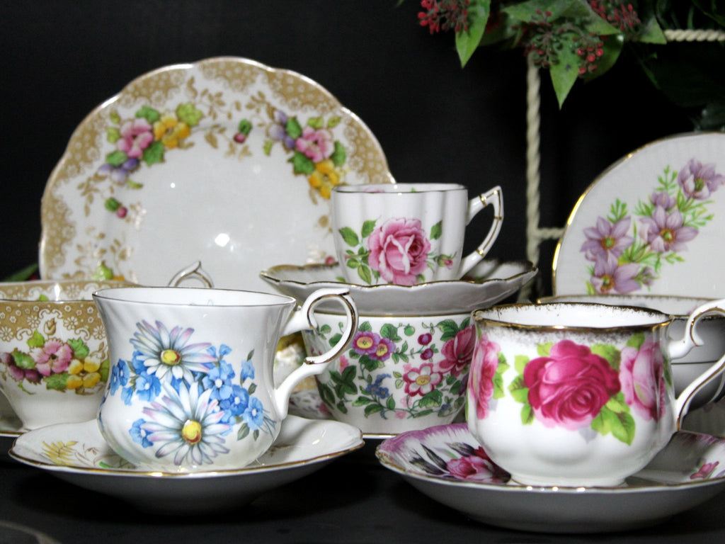https://thevintageteacup.us/cdn/shop/products/6-mismatched-teacup-sets-madhatter-tea-party-six-cups-and-saucers-jteacupsthe-vintage-teacup-938062_1024x1024.jpg?v=1682009274