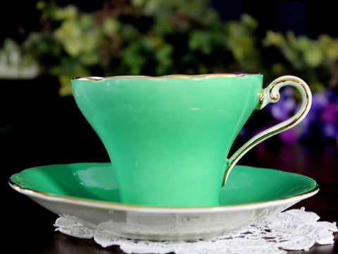 Aynsley Teacup, Corset Waist, Green Tea Cup and Saucer with Gilt Chintz 17843 - The Vintage TeacupTeacups