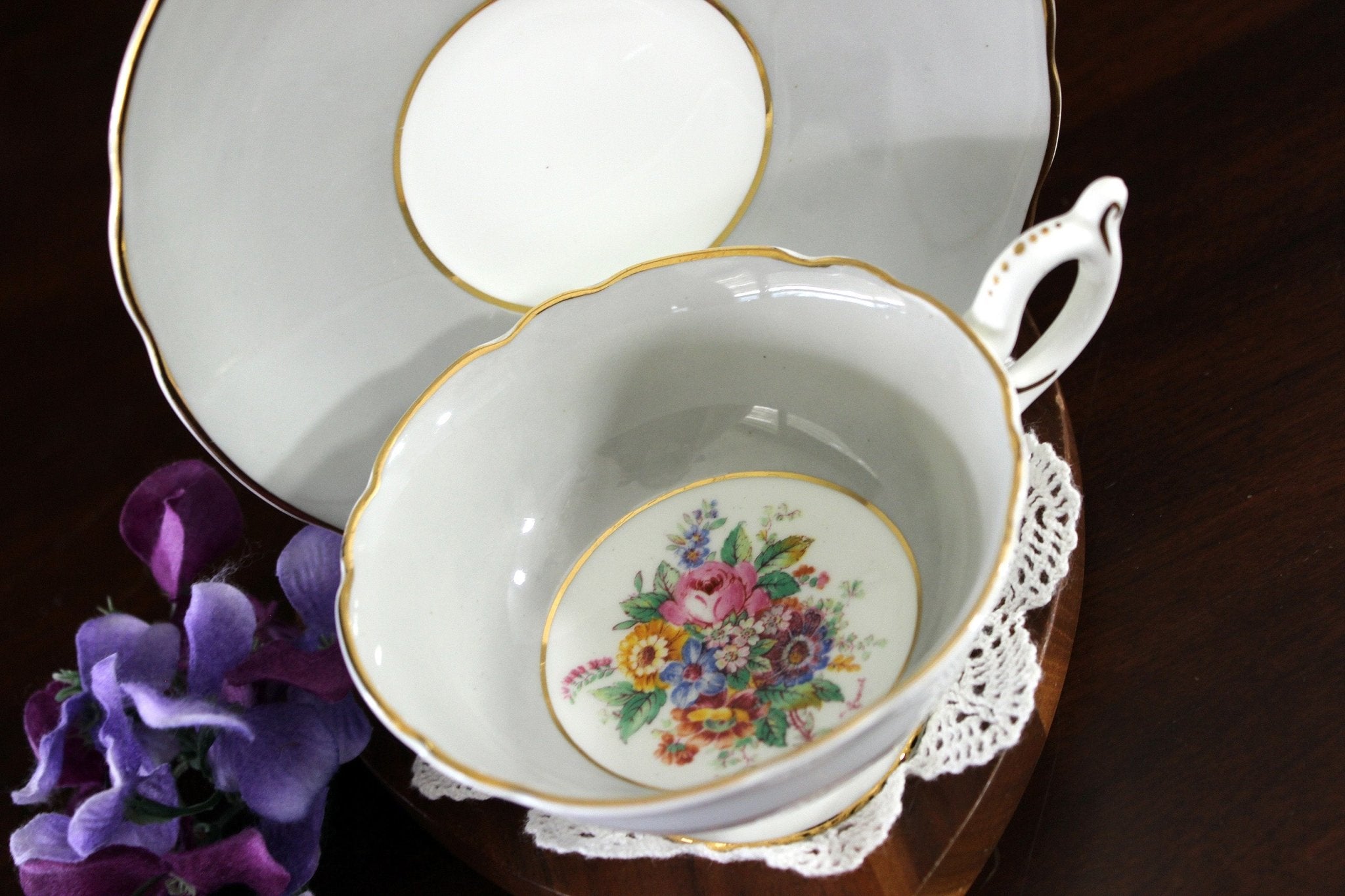 Coalport Teacup & Saucer, Grey, Wide Tea Cup 17679 – The Vintage