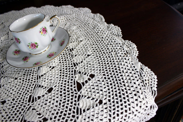 Cream Crocheted Table Topper, Small Crocheted Tablecloth, Handmade Table Topper, Large Doily, Hand Crochet 17926 - The Vintage TeacupVINTAGE TABLECLOTHS