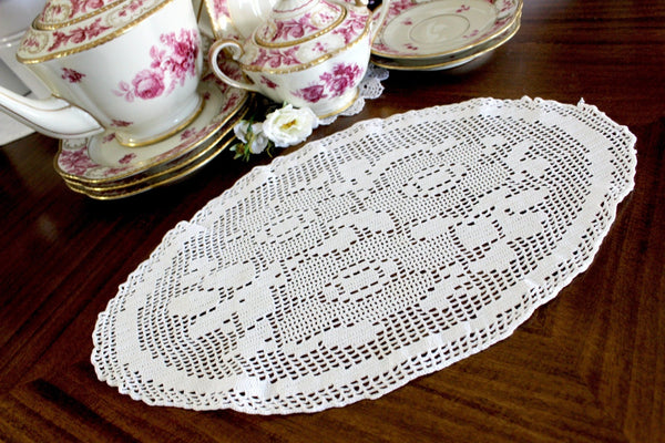 Crochet Doily, Crocheted Placemat, White Vintage Linens, Hand Crocheted - 15244 - The Vintage TeacupDoilies