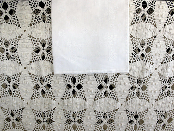 Crocheted Table Cloth, Large Handmade Tablecloth, Medium Weight Yarn, Off White, Hand Crochet, 3D Raised Knots 17938 - The Vintage TeacupVINTAGE TABLECLOTHS