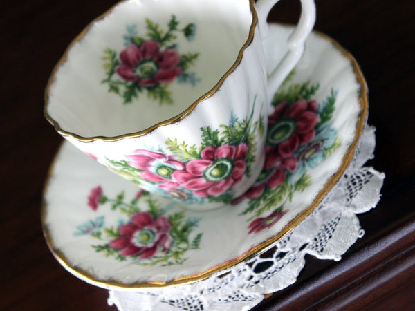 Dogwood Roses, Tea Cup and Saucer, Gladstone, Vintage Teacup 17014 - The Vintage TeacupTeacups