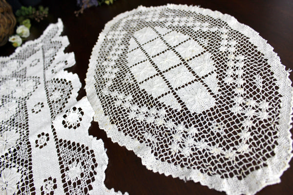 Filet Lace Doilies and Runner, Filet Worked Lace, Needle Lace Tray Cloth 18279