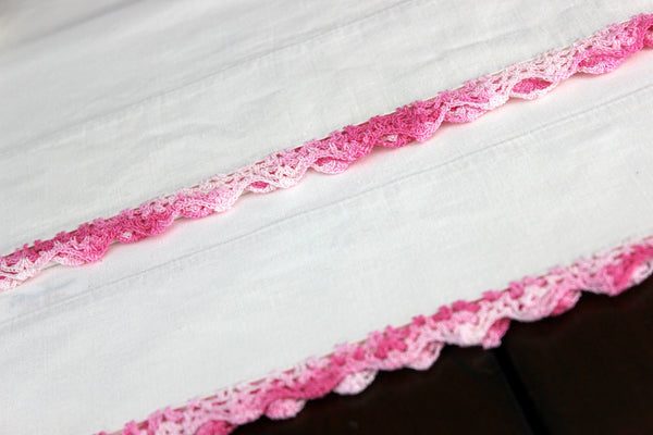 Dan River, Blank Pillowcases, Vintage Pillow Case Set, White Cotton, Pink Edging 18322
