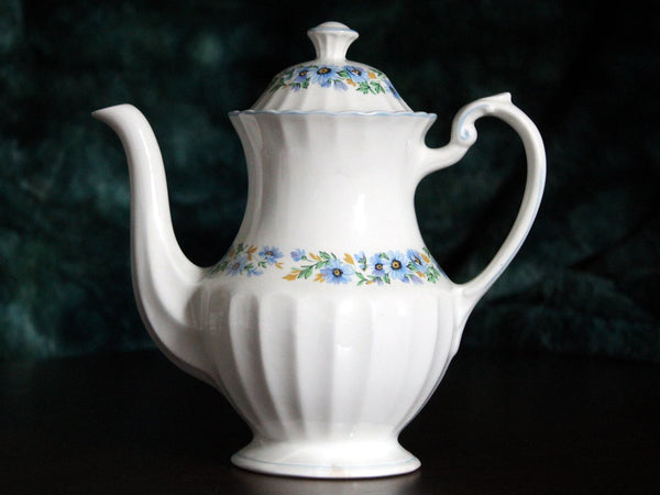 J&G Meakin English Teapot, "Classic White" Full Sized Tea Pot Made in England -J - The Vintage TeacupTeapots