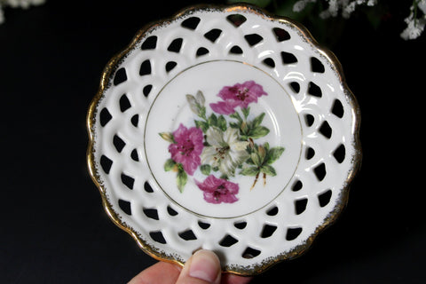 7in Side Plate, Royal Stafford Roses to Remember, No Teacup Or