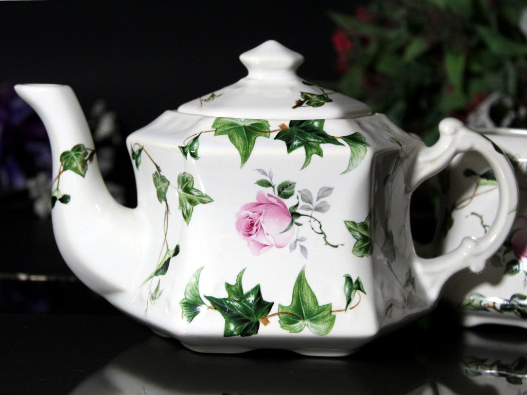 Pink Rose Single Serve Tea Pot, and Matching Creamer, Small Teapot, En –  The Vintage Teacup