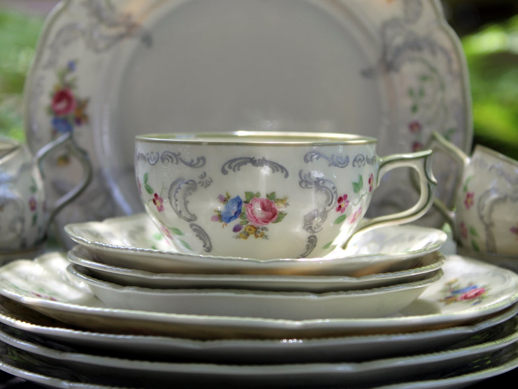 Vintage Rosenthal Selb Bavaria White Gold Rim Demitasse Cup Saucer Set- 6  Pieces