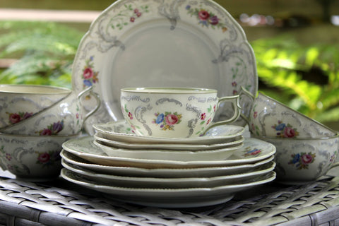 Rosenthal Partial Dessert Set, DEMITASSE Cups, Saucers & Side Plates, Selb Germany -J - The Vintage TeacupTeacups