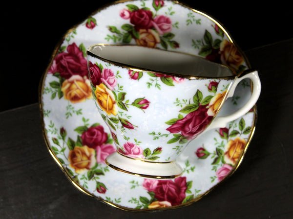 Royal Albert, "Blue Damask" Bone China Tea Cup & Saucer, England -K - The Vintage TeacupTeacups