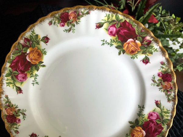 Royal Albert "Old Country Roses" 8in Side Plate, Made in England. No Teacup Plate Only - The Vintage Teacup