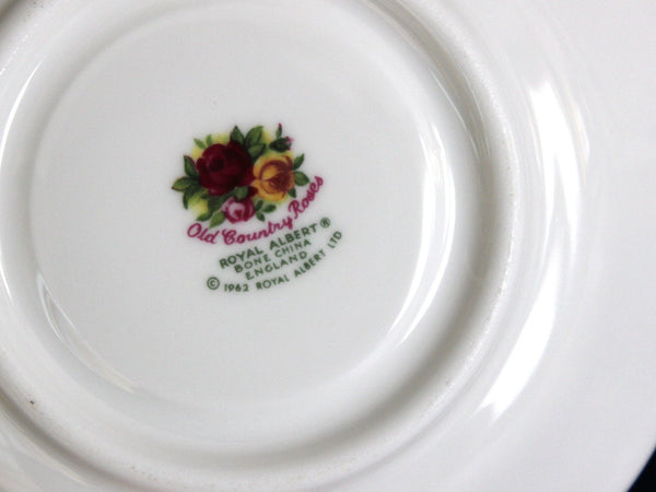 Royal Albert Teacup Setting, Old Country Roses, 5 Piece Tea Cup, Saucer & Plates 17404 - The Vintage TeacupTeacups