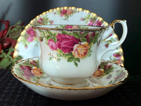 Royal Albert Teacup Trio, Old Country Roses Tea Cup, Saucer & Plate, England -J - The Vintage TeacupTeacups