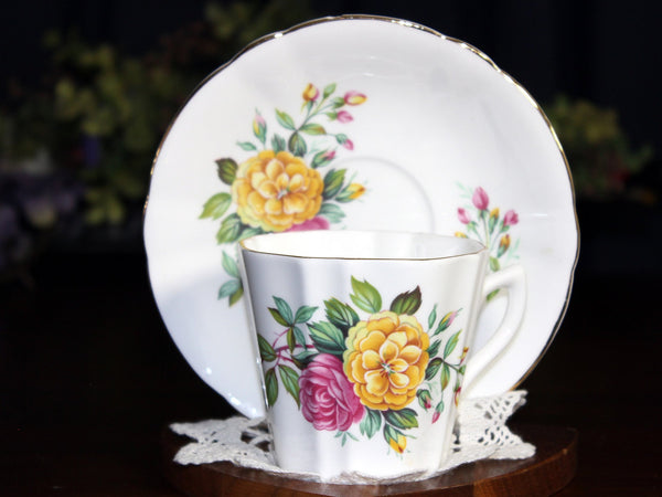 Royal Imperial Tea Cup and Saucer, English Bone China Teacup 17699 - The Vintage TeacupTeacups