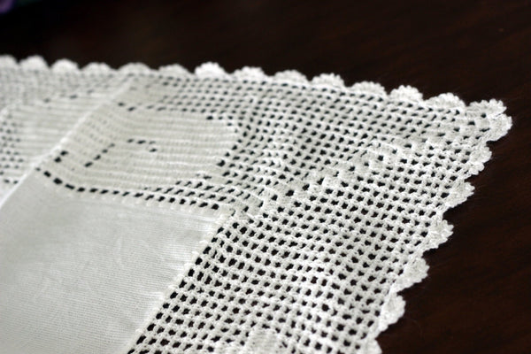 Small Acrylic Tablecloth, Vintage Linen Embroidered Center and Wide Filet Crocheted Border 17099 - The Vintage TeacupTablecloths